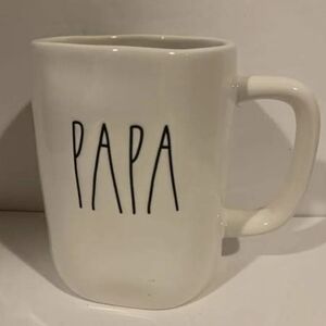 Rae Dunn White 'PAPA' Mug